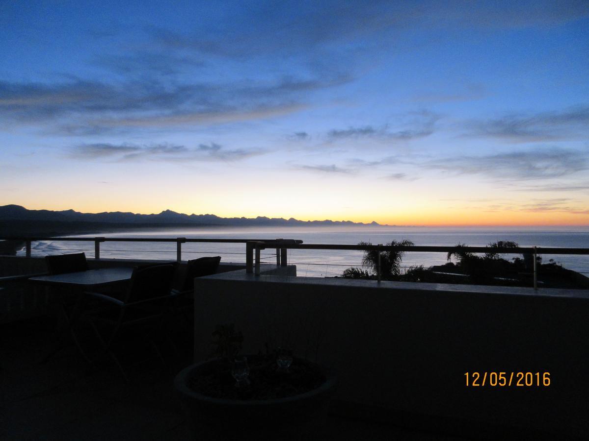 Penthouse 230M2 On The Sea Lägenhet Plettenberg Bay Exteriör bild